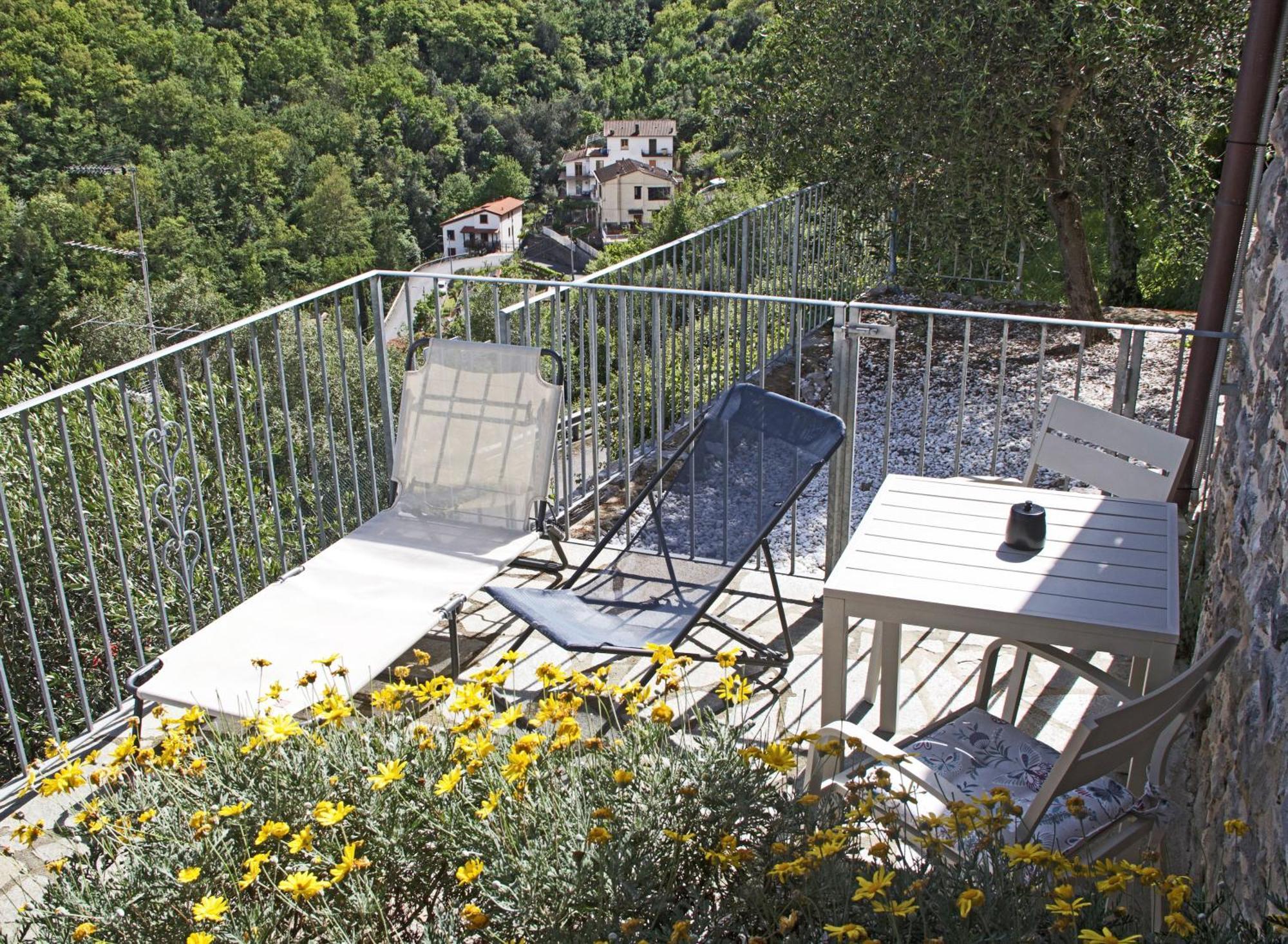 La Terrazza Con L'Ulivo - Guesthouse Con Terrazza E Vista Sul Golfo Dei Poeti La Spezia Exterior photo